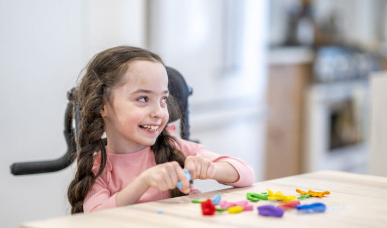 Schwer kranken Kindern mit neuen Verfahren effektiv helfen
